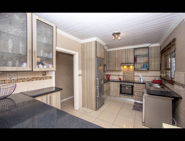 3 BEDROOM HOUSE FOR SALE IN AMALINDA
